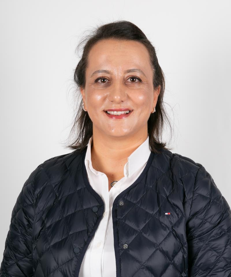 Banuçiçek  SEYHAN ÖZDEMİR